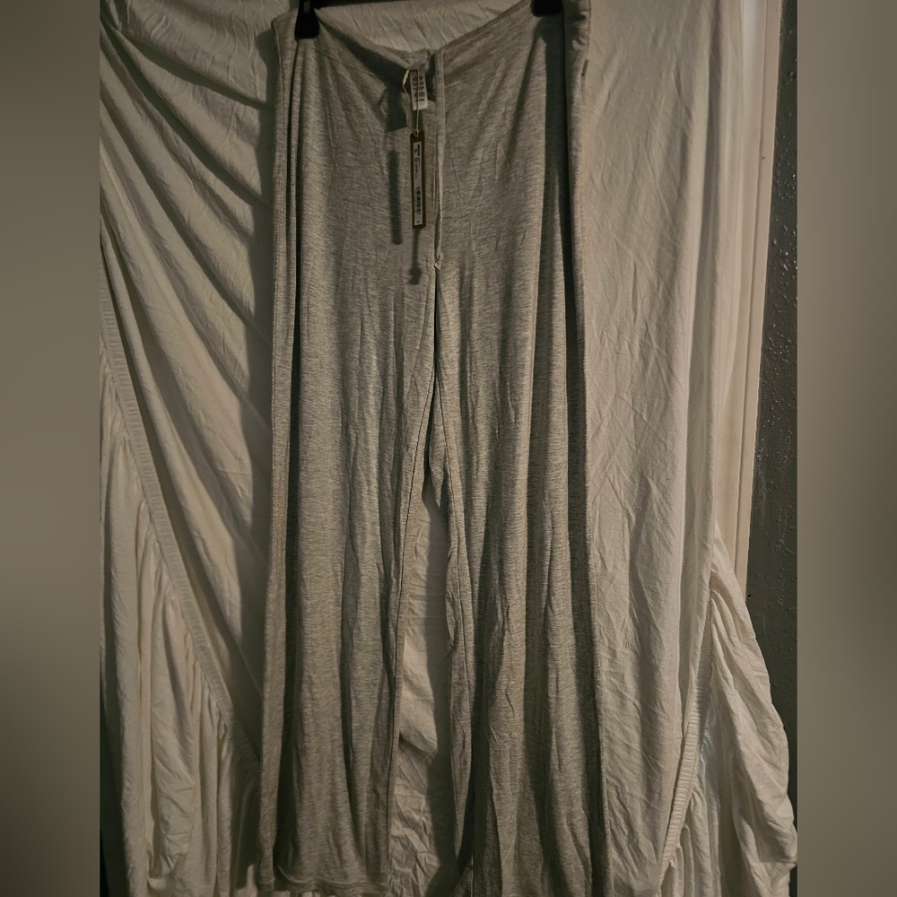 SKIMS Light Gray Sleep Pants